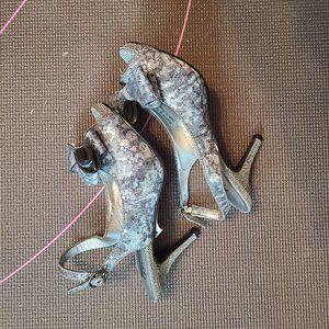Sparkly Silver Party Shoes w/Bows